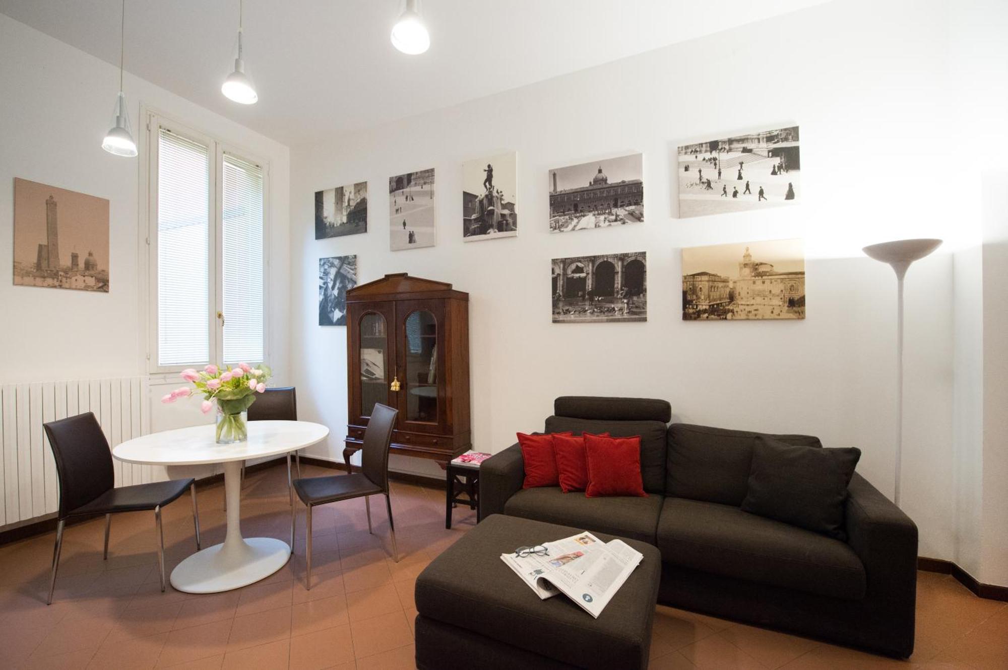 Phi Hotel Bologna Apartments Екстер'єр фото